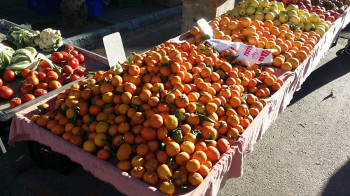 Bazar-v-Los-Narehos-v-subbotu-3-350x196.jpg